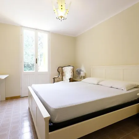 Porzione Di Villa Pallastrelli Διαμέρισμα