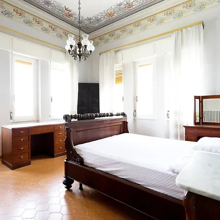 Porzione Di Villa Pallastrelli Διαμέρισμα Λεβάντο