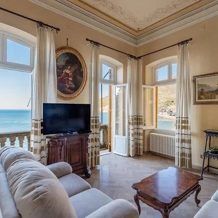 Διαμέρισμα Porzione Di Villa Pallastrelli Λεβάντο