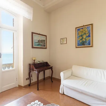 Porzione Di Villa Pallastrelli Διαμέρισμα