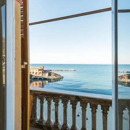 Διαμέρισμα Porzione Di Villa Pallastrelli Λεβάντο